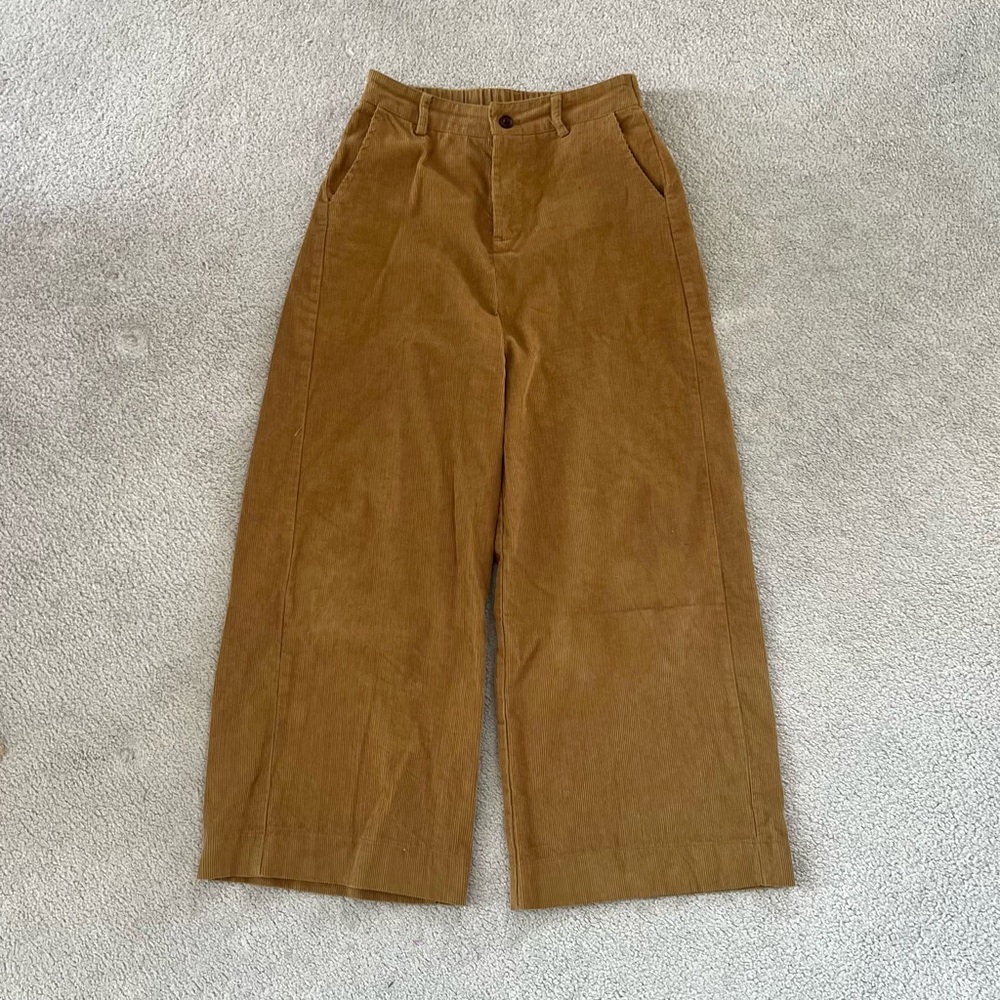 Brown corduroy baggy pants